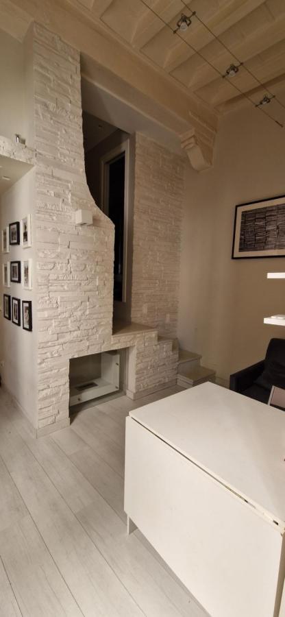 Savelli Apartment Old Town - Near Navona Place 로마 외부 사진