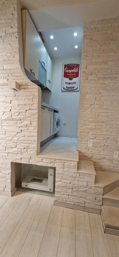 Savelli Apartment Old Town - Near Navona Place 로마 외부 사진
